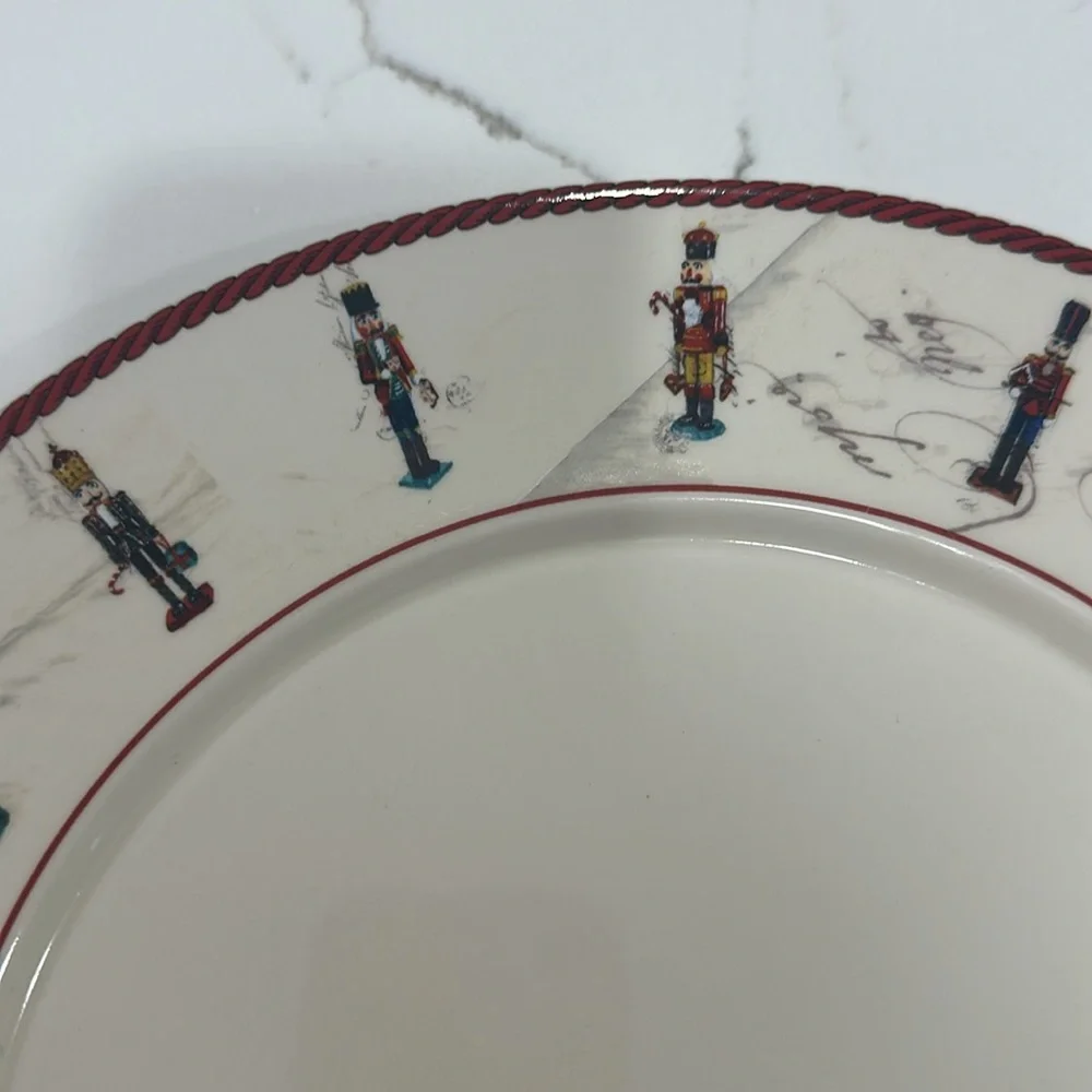 Williams Sonoma  Nutcracker Plate with Red Trim-set of 5